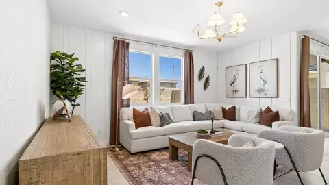 Living - 2512 E Villa Linda Dr, Phoenix, AZ 85024 photo 1 of 3