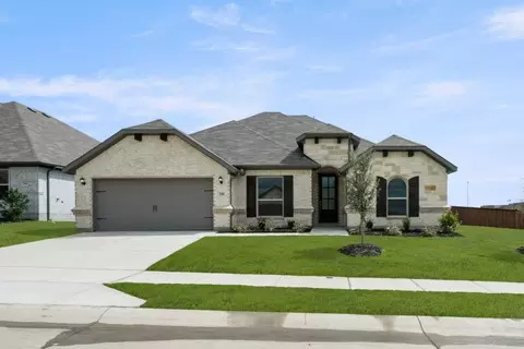 1010 Longbow Trl, Justin, TX 76247