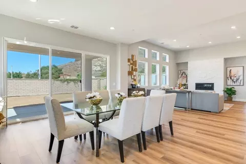 Dining - 6533 Canyon Oaks, Simi Valley, CA 93063 photo 2 of 3