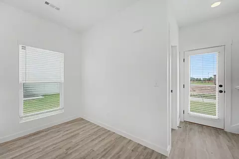 Entry Way - 571 Solar St, Centerton, AR 72713 photo 2 of 2