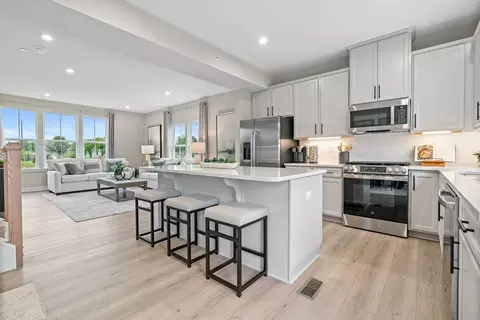 6239 Loraine Dr, Brownsburg, IN 46112