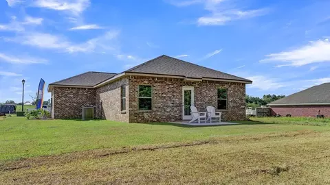 Exterior - 13659 Addison Pl, Foley, AL 36535 photo 5 of 8