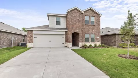 2914 Drury Ln, Ennis, TX 75119