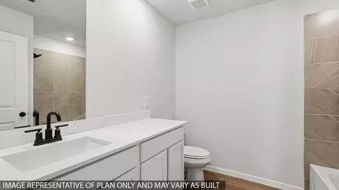Bath - 4016 Shimmer Sol Dr, Brookshire, TX 77423 photo 4 of 7