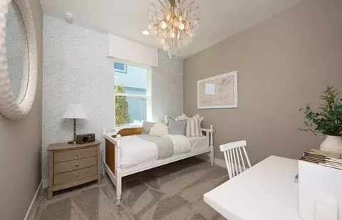 Bedroom - 9931 Johnson Oaks Gln, Parrish, FL 34219 photo 2 of 2