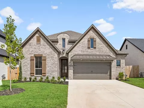 404 Woodsbury Ln, Springdale, AR 72762