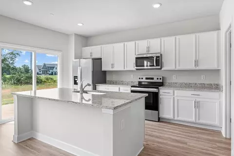 Kitchen - 216 E Millbrook Dr, Spring Hill, TN 37174 photo 3 of 8