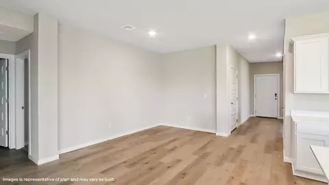 Entry Way - 601 S 85th St, Broken Arrow, OK 74014 photo 1 of 2