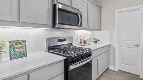 Kitchen - 1935 Jackson St, Cleburne, TX 76033 photo 6 of 9