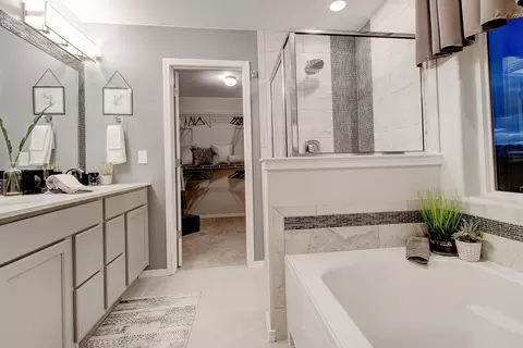 Bath - 13309 Crooked Hill Dr, Peyton, CO 80831 photo 1 of 2