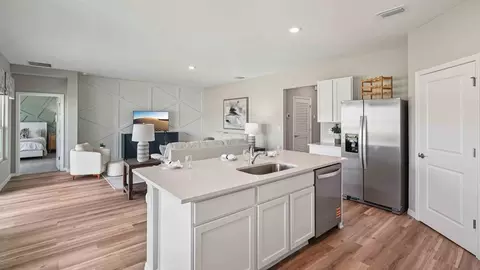 Kitchen - 9841 Coconut Ct, Spring Hill, FL 34608 photo 3 of 6