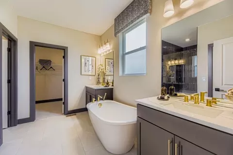Bath - 5557 Portrush Loop, Elizabeth, CO 80107 photo 1 of 5