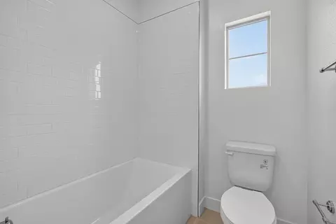 Bath - 481 Citrus Oak Rd, Glendora, CA 91740 photo 7 of 7
