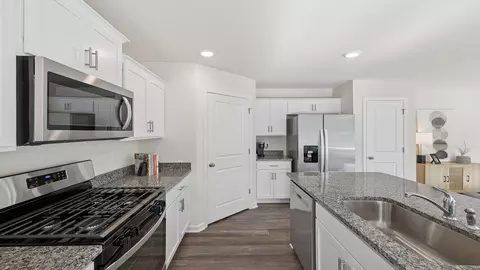 Kitchen - 503 Whitewater Rdg, Seneca, SC 29678 photo 5 of 8