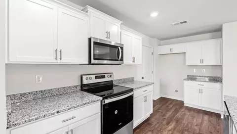 Kitchen - 503 Whitewater Rdg, Seneca, SC 29678 photo 4 of 8