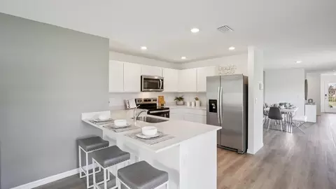 Kitchen - 421 Warm Heron Pl, Ruskin, FL 33570 photo 3 of 4