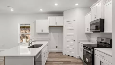 Kitchen - 150 Gray Owl Dr E, Freeport, FL 32439 photo 1 of 4
