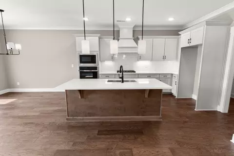 Kitchen - 18 Main St, Madison, AL 35758 photo 2 of 4