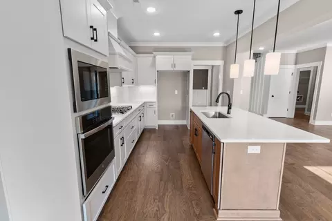 Kitchen - 18 Main St, Madison, AL 35758 photo 4 of 4