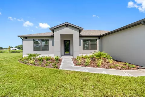 Exterior - 13408 Lake Gallagher Dr, Dover, FL 33527 photo 2 of 7