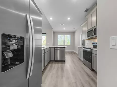 Entry Way - 13408 Lake Gallagher Dr, Dover, FL 33527 photo 1 of 1