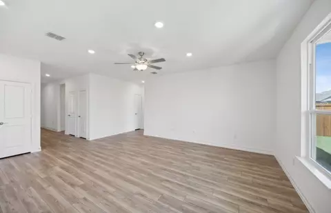 Living - 1601 Josiah Dr, Anna, TX 75409 photo 3 of 6