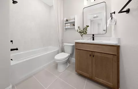 Bath - 2431 Willow Way, San Mateo, CA 94403 photo 2 of 2