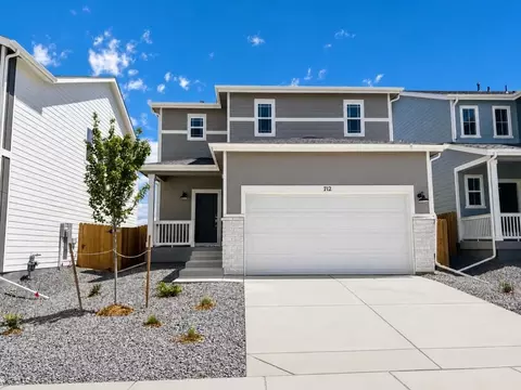 712 96th Avenue Pl, Greeley, CO 80634