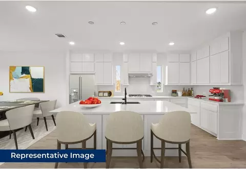 Kitchen - 521 Boulder Ave, Midlothian, TX 76065 photo 1 of 2