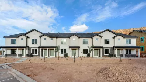 2214 S Wolverine Way #2526, Washington, UT 84780