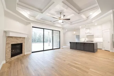 Living - 932 Hydrangea Way, Edmond, OK 73034 photo 9 of 20
