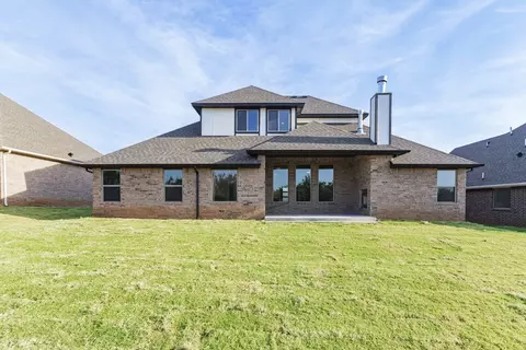 Other - 932 Hydrangea Way, Edmond, OK 73034 photo 16 of 28