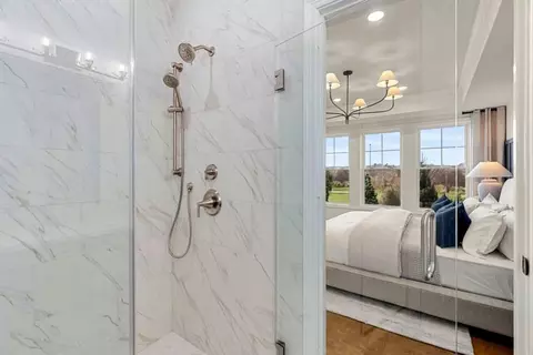 Bath - 30 E Point Dr, Rumford, RI 02916 photo 2 of 6