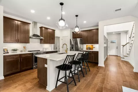 Entry Way - 30 E Point Dr, Rumford, RI 02916 photo 1 of 7