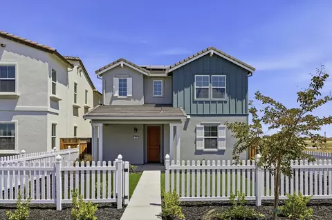 616 E Salamanca Ln, Mountain House, CA 95391