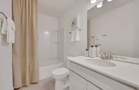 Bath - 12841 S Nicholas Dr, Plainfield, IL 60585 photo 4 of 4