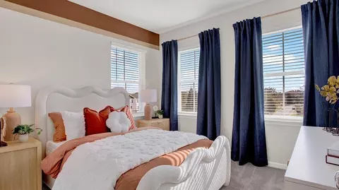 Bedroom - 9682 Swallowtail Ln, Manassas, VA 20110 photo 3 of 6