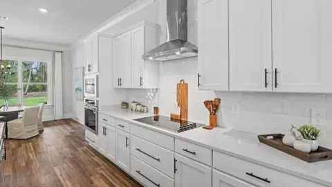 Kitchen - Mcfarland Road, Mobile, AL 36582 photo 7 of 7