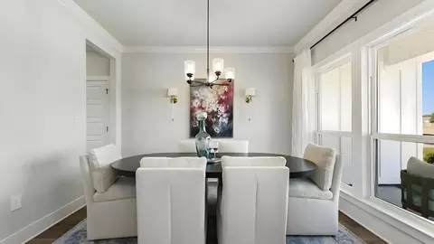 Dining - Mcfarland Road, Mobile, AL 36582 photo 1 of 3