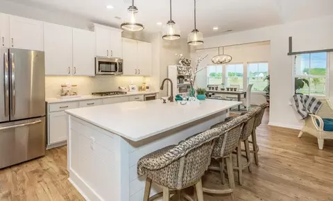 Kitchen - 3533 Sleepy Hole Rd, Suffolk, VA 23435 photo 13 of 16