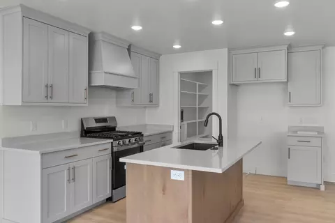 Kitchen - 205 E 690 N, Providence, UT 84332 photo 1 of 3