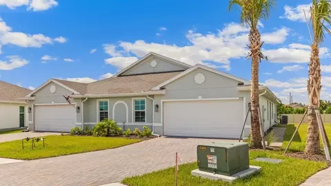 18108 Lagoon Reach Ln, North Fort Myers, FL 33917