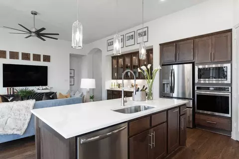 Kitchen - 325 Vale Run, Kyle, TX 78640 photo 2 of 12