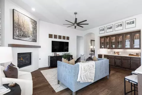 Living - 325 Vale Run, Kyle, TX 78640 photo 2 of 9
