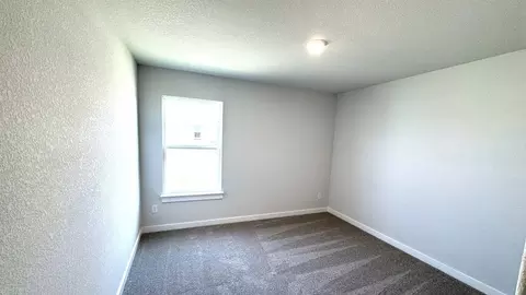 Bedroom - 709 Red Wolf Dr, Jarrell, TX 76537 photo 3 of 9