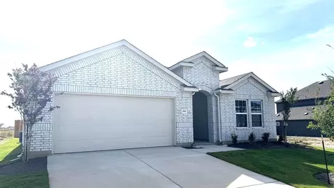 Exterior - 709 Red Wolf Dr, Jarrell, TX 76537 photo 2 of 6