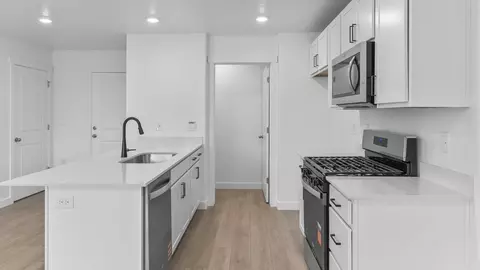 Kitchen - 718 N 1600 E, Salem, UT 84653 photo 1 of 7