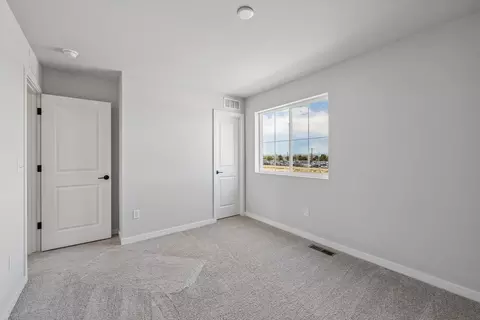 Bedroom - 20224 E 59th Ave, Aurora, CO 80019 photo 3 of 11