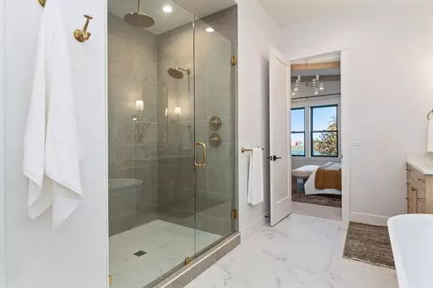 Bath - 6623 W Sollas Dr, Eagle, ID 83616 photo 1 of 5
