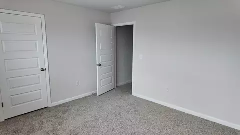Bedroom - 9703 Dutton Ln, Milton, FL 32583 photo 4 of 17